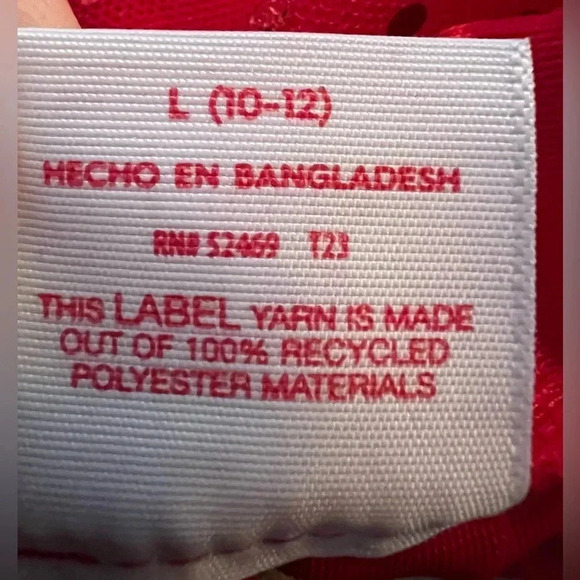 SET: Holiday Time | little girls holiday print tee + mesh skirt. Size: L (10-12) - Picture 13 of 15